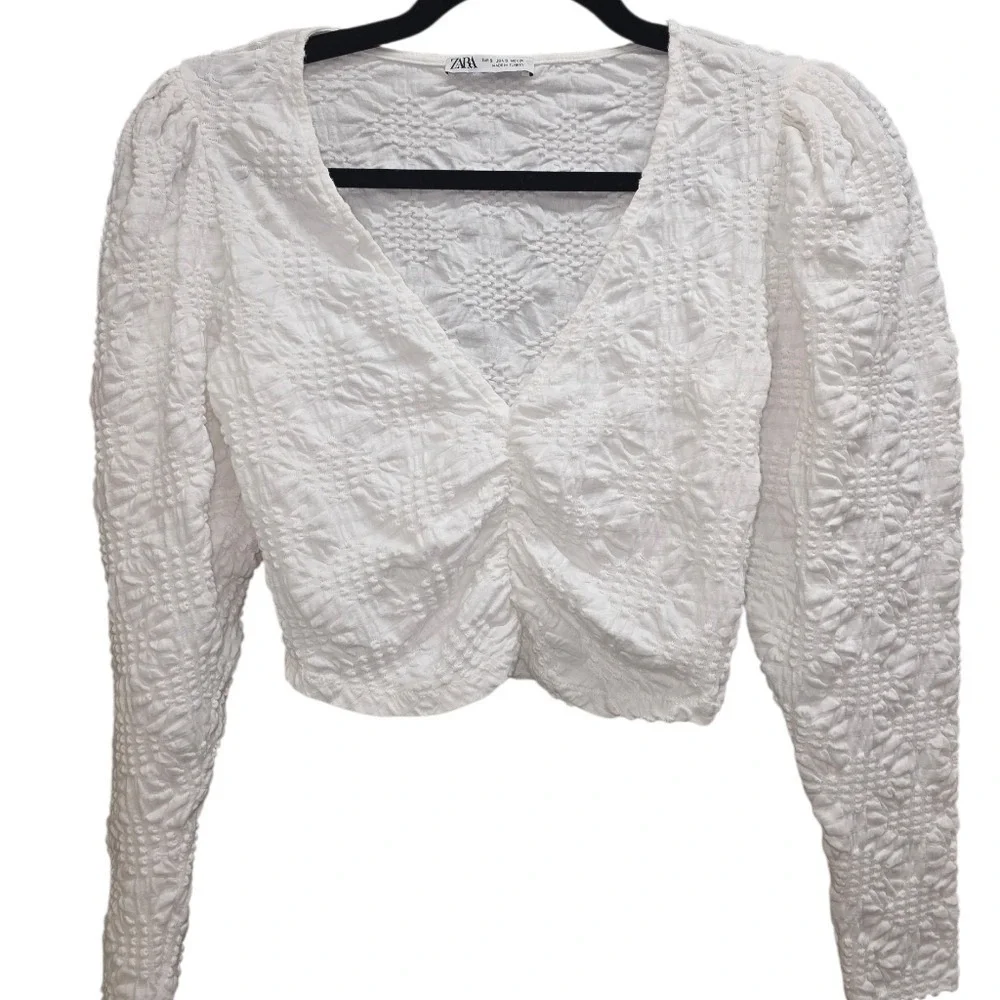 Zara White Smocked Textured‎ Crop Top Puff Sleeve V-Neck Size Small Cottagecore